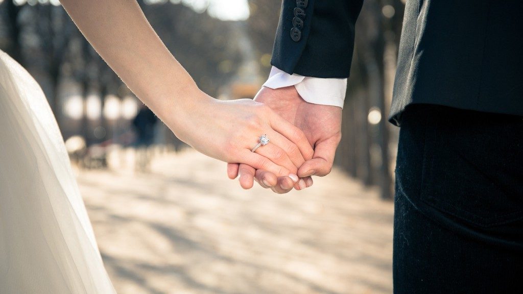 Bien choisir la pierre précieuse d'une bague - BAUNAT